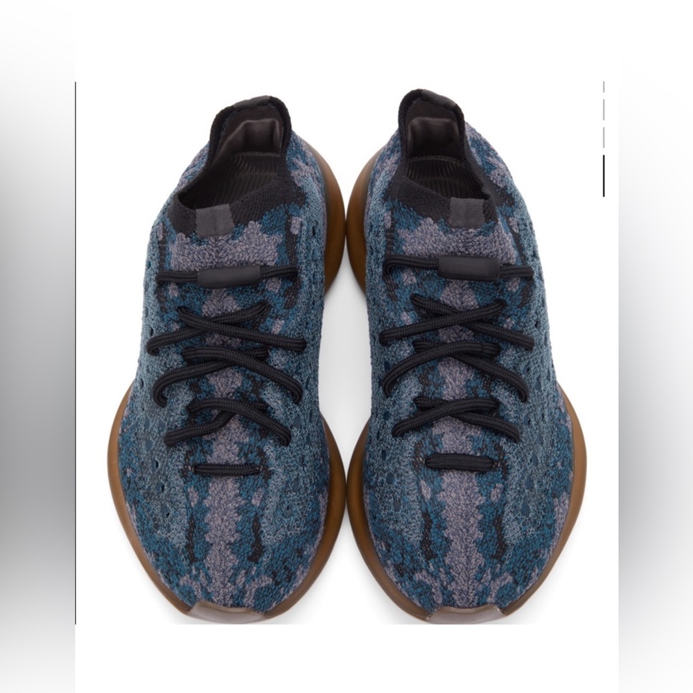 Yeezy rubber shoes